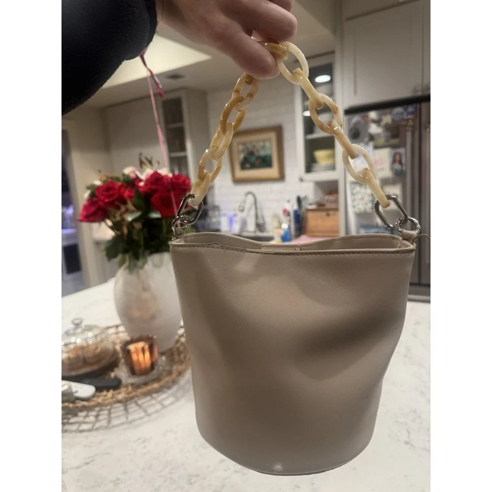 Melie Bianco Beige Vegan‎ Leather Bucket Bag Chunky Resin Chain Handle Taupe